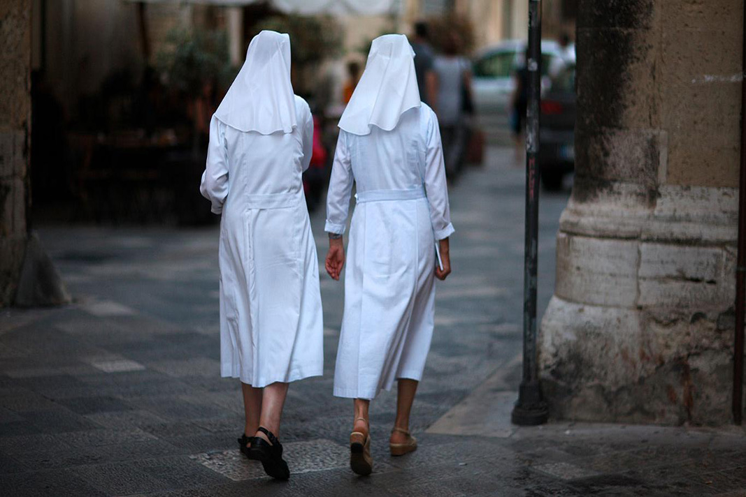 monjas