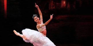 Premian en Eslovaquia a la bailarina mexicana Elisa Carrillo