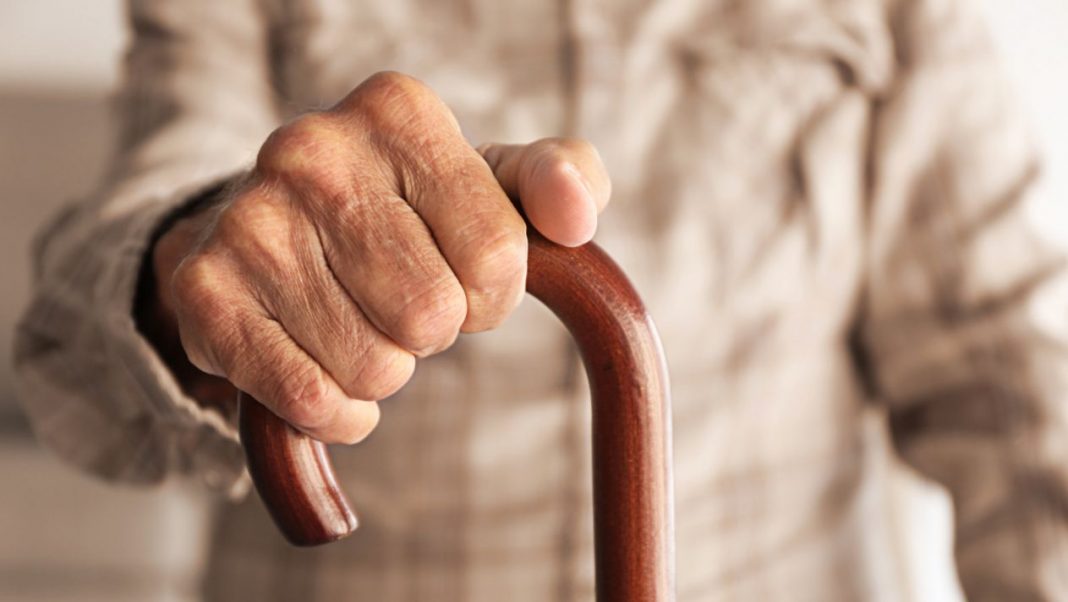 Pensiones, OCDE, Ahorro para el retiro, Jubilación, Adulto mayor, Abuelito, Abuelo, Anciano, Vejez,