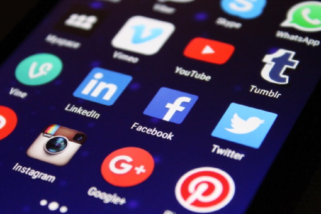 redes sociales, aplicaciones móviles, apps