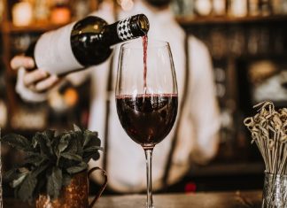 ¿Qué pasa si tomo vino tinto todos los días?