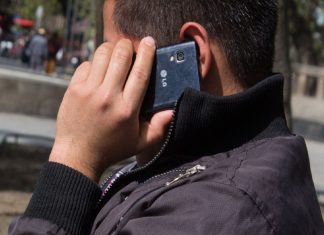 La nueva estafa telefónica que podría robar tu voz y dinero
