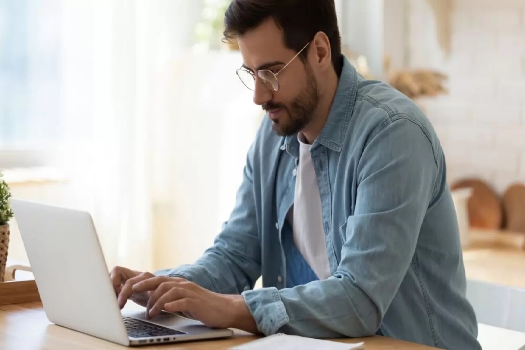 internet home office computadora teletrabajo