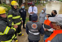 Decenas de viviendas anegadas, autos con daños y árboles caídos, provocan lluvias en Xalapa
