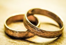 Cancela su boda una semana antes y la novia realiza la fiesta (VIDEO)