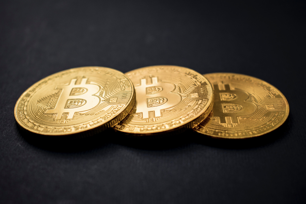 BITCOIN