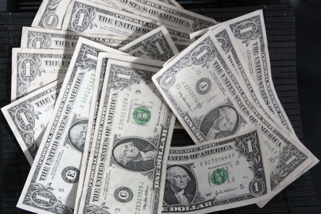 USD DOLAR