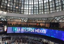 La Bolsa mexicana retrocede y apunta caída semanal