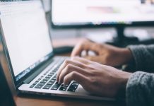 Beneficiarios de Conacyt buscan trabajo a través de redes sociales