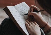 La literatura es una defensa ante la “palabra mecánica” de la IA, subraya Gioconda Belli