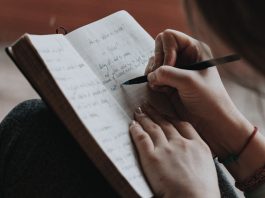 La literatura es una defensa ante la “palabra mecánica” de la IA, subraya Gioconda Belli