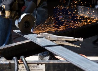 Producción industrial rebota 6.71% en 2021, su mayor crecimiento en 24 años