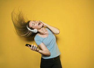 Escuchar música tras una operación acelera la recuperación