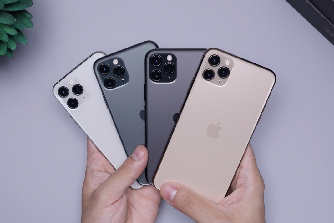 IPHONE