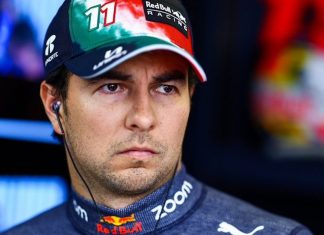 El problema de Checo es competir contra Verstappen: Adrián Fernández