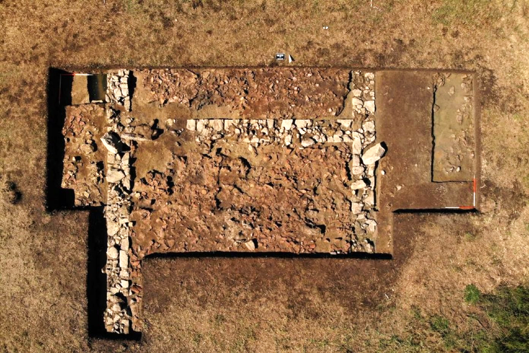 TEMPLO-EXCAVACION-ARQUEO