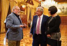 AMLO, SAVATER Y EL IMBÉCIL