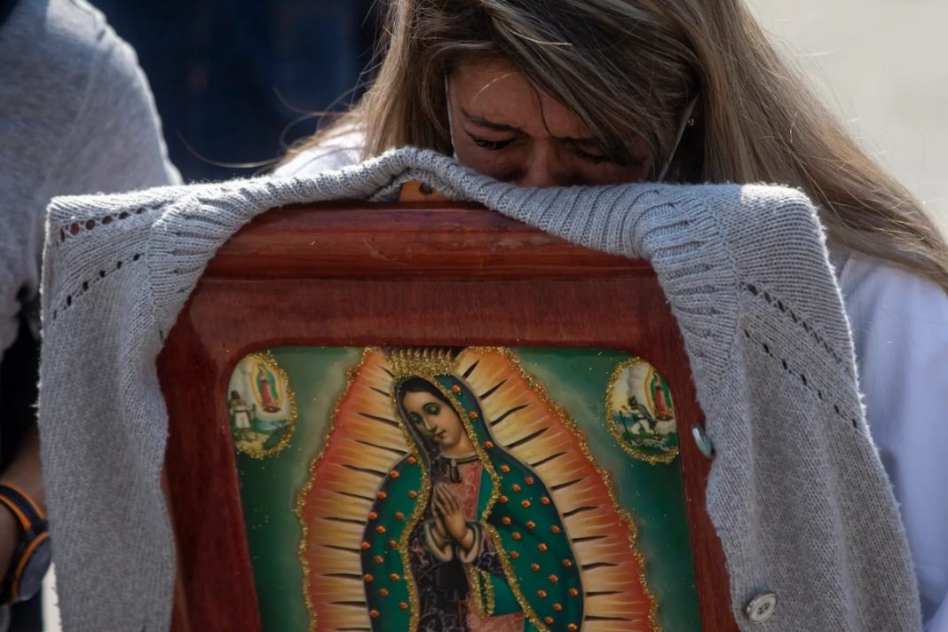 Feligreses Virgen Guadalupe