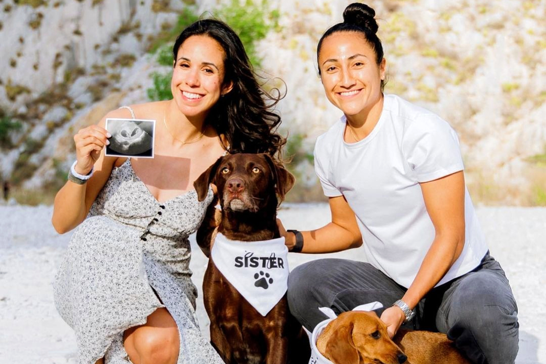 FtEmzOSWcAE0fvV_format=jpg&name=large