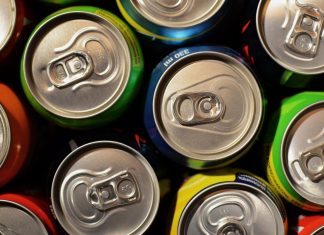 Bebidas azucaradas en la niñez: riesgo de hipertensión en adultos