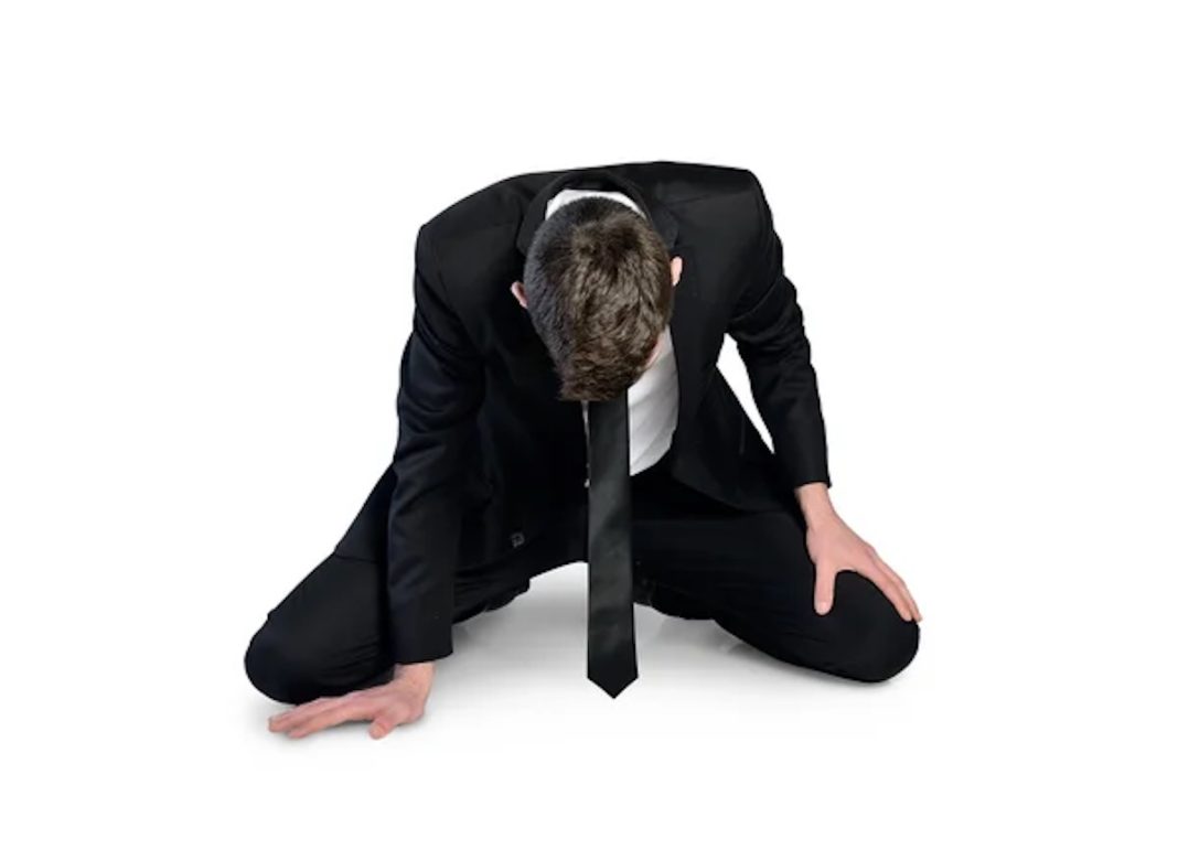 Arrodillarse Genuflexión1