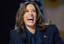 Harris acusa a Donald Trump de “vender mentiras”