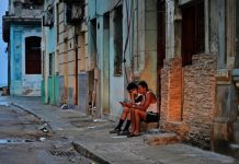 Padura ve alentador que los cubanos tengan ‘sed de belleza’ en medio de la adversidad