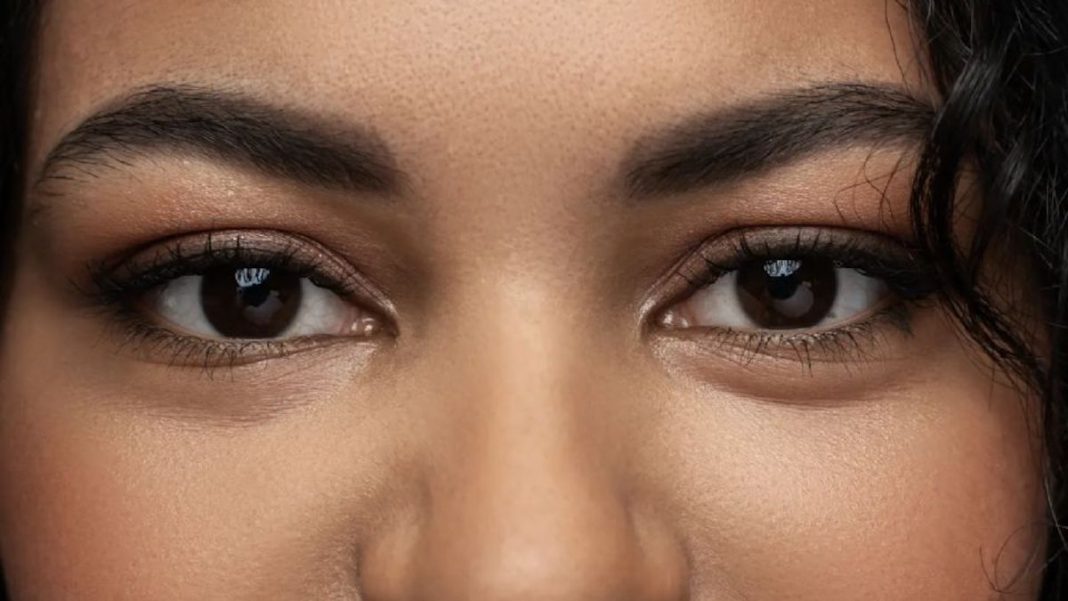 Ojos negros