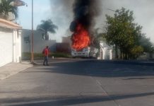 Se incendia autobús de pasajeros en zona de Las Ánimas
