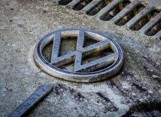 VW contempla recortar 100,000 empleos y cerrar 4 plantas en su mayor renovación hasta la fecha