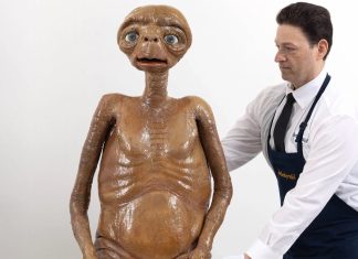 Sale a subasta un modelo original de E.T. de la película de Steven Spielberg