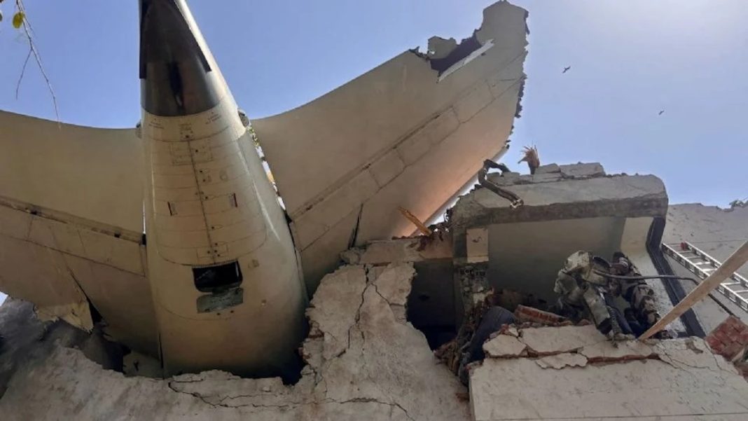 Avión India Accidente