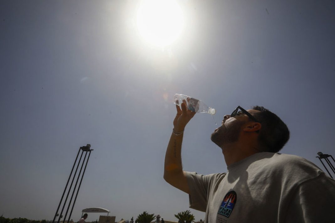 Tiempo caluroso en AndalucÌa