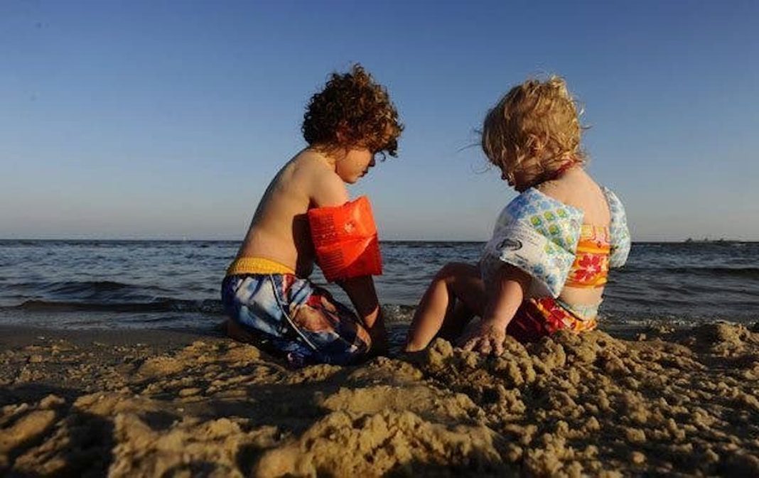 Niños Playa