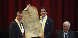 Javier Cercas se suma a Borges y Vargas Llosa como doctor honoris causa en Perú
