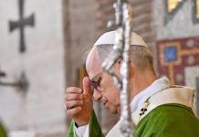 León XIV: Confiar en Dios, no desesperarnos en la oscuridad