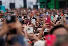 Somos Nuestra Memoria. No son las redes sociales, somos los adultos