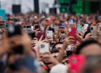 Somos Nuestra Memoria. No son las redes sociales, somos los adultos