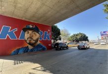Alejandro Kirk, jugador de Blue Jays, es homenajeado en su natal Tijuana
