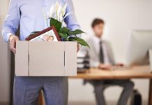 Despidos relacionados con IA perjudican la productividad de los trabajadores