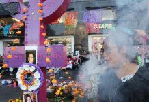 Con más de 133 desaparecidos en México, colectivos colocan ofrenda en honor a víctimas