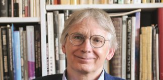 Timothy Ryback: “Hitler llegó al poder con intrigas y sin apoyo abrumador en las urnas”