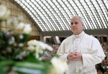 Papa León XIV pide evitar fe de costumbre y exige respuesta personal