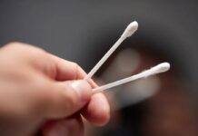 Cinco motivos para no utilizar cotonetes para los oídos