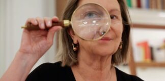 Clara Sánchez: “La tecnología ofrece comodidad pero no respuestas vitales”