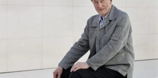 Julian Barnes, el escritor británico que explora el paso del tiempo