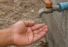 Siete días sin agua: estalla la molestia en El Olmo; vecinos advierten movilizaciones