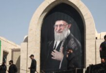 Funeral de Ali Jameneí: asisten tres de sus hijos, pero no aparece el sucesor de ayatolá de Irán