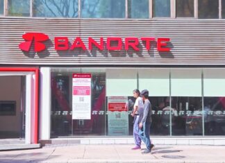 Banorte dice que incertidumbre del T-MEC acorta los plazos del crédito