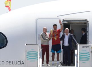 Selección de España llega a Madrid con el trofeo del Mundial 2026